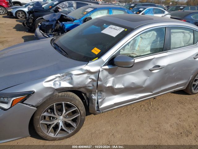 19UDE2F77LA012312 Acura Ilx Premium Package/technology Package