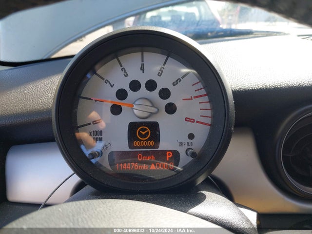 2011 MINI COOPER WMWSU3C54BT091942 Photo 6