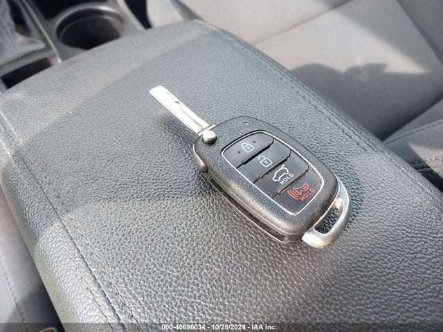 Hyundai TUCSON SEL 2018 KM8J3CA49JU699973 Image 11