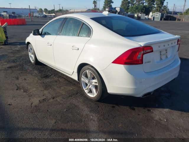 YV126MFK4F2368650 Volvo S60 T5 Drive-e Premier