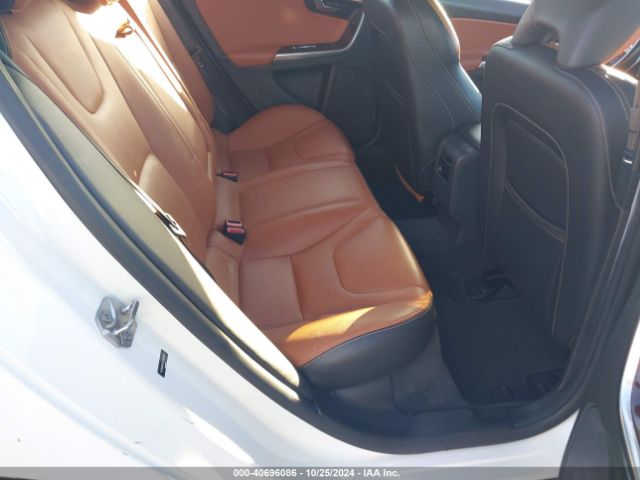 YV126MFK4F2368650 Volvo S60 T5 Drive-e Premier