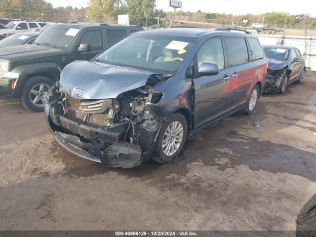 5TDYK3DC9ES525551 Toyota Sienna Xle/limited