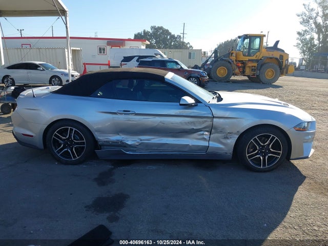 Ford Mustang Ecoboost Premium 2018 1FATP8UH4J5142434 Image 13