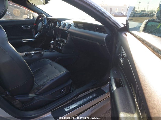 Ford Mustang Ecoboost Premium 2018 1FATP8UH4J5142434 Image 5