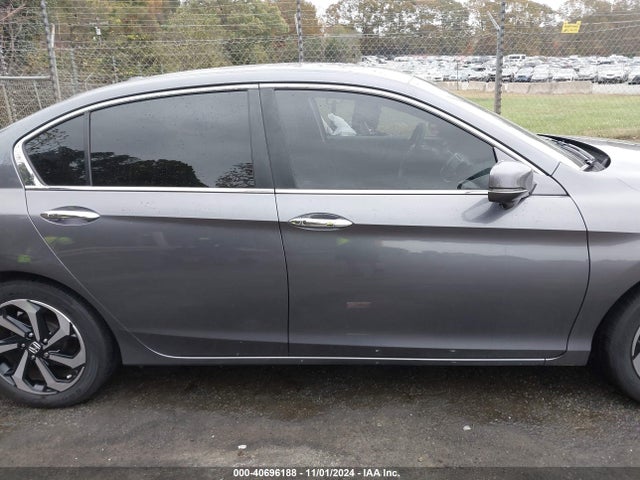 Honda ACCORD EX 2017 1HGCR2F7XHA173471 Image 13