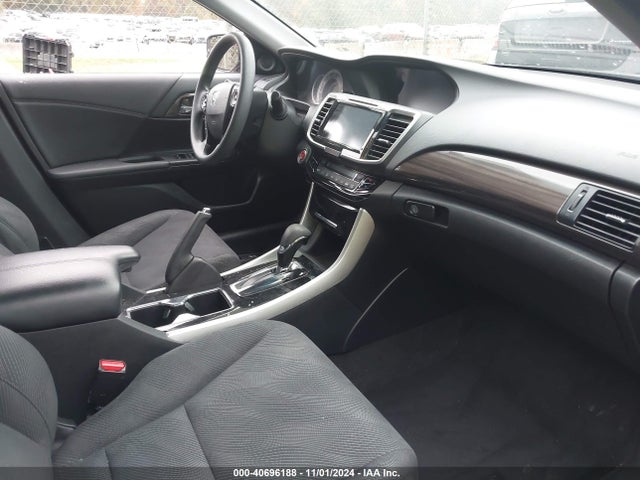 Honda ACCORD EX 2017 1HGCR2F7XHA173471 Image 5
