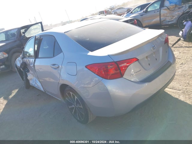 Toyota COROLLA SE 2019 2T1BURHE0KC126045 Image 3