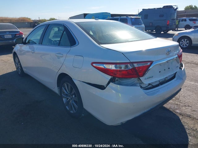 Toyota CAMRY XLE 2015 4T1BF1FK2FU890116 Image 3
