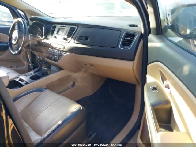 KNDMB5C19H6237852 KIA SEDONA LX