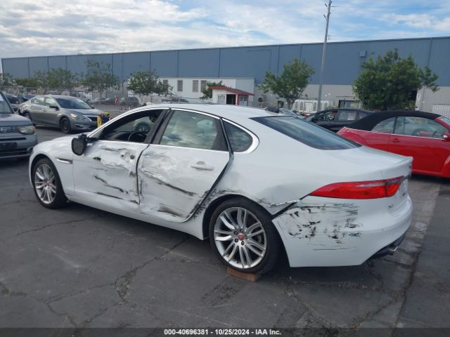 SAJBE4BV4GCY14446 Jaguar Xf 35t Prestige