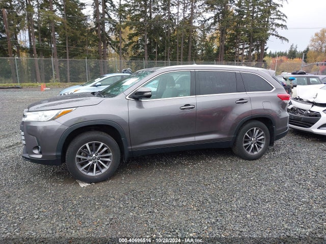 Toyota Highlander Xle 2019 5TDJZRFH3KS588603 Image 14