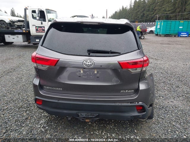 Toyota Highlander Xle 2019 5TDJZRFH3KS588603 Image 16