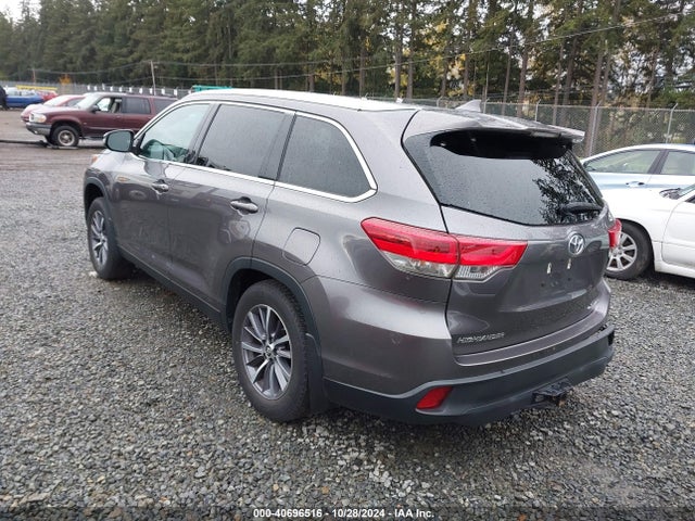 Toyota Highlander Xle 2019 5TDJZRFH3KS588603 Image 3