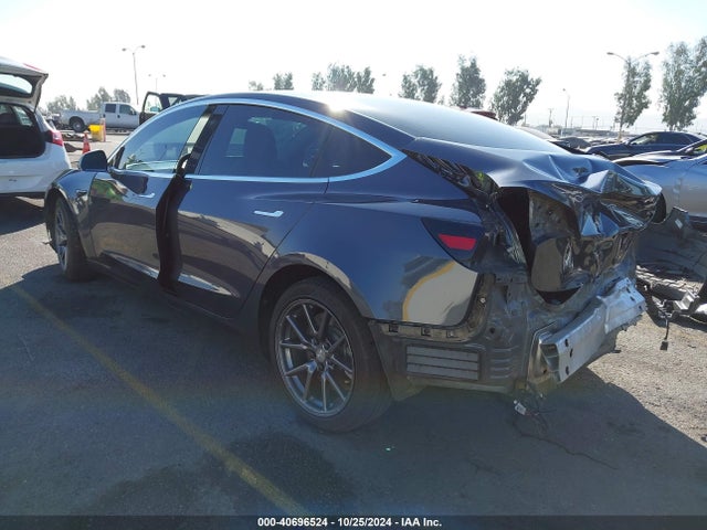 2020 TESLA MODEL 3 5YJ3E1EB0LF802973 Photo 2