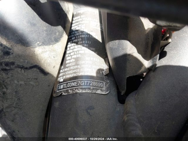 2016 TRIUMPH MOTORCYCLE STREET TRIPLE SMTL03NE7GT728699 Photo 9