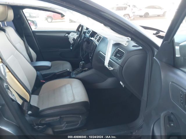 3VWD17AJ0GM224713 Volkswagen Jetta 1.8t Sport