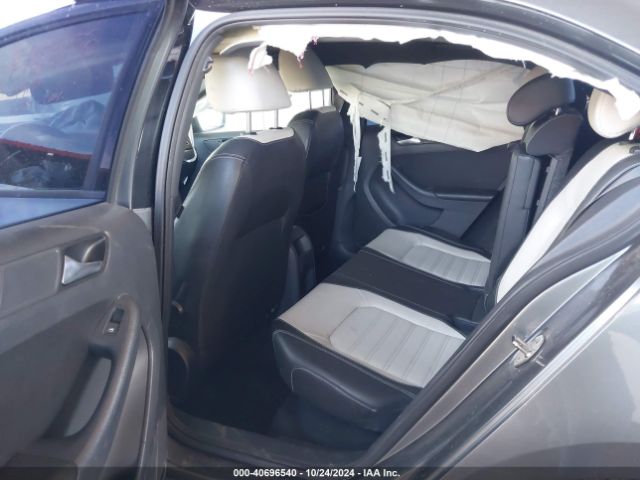 3VWD17AJ0GM224713 Volkswagen Jetta 1.8t Sport