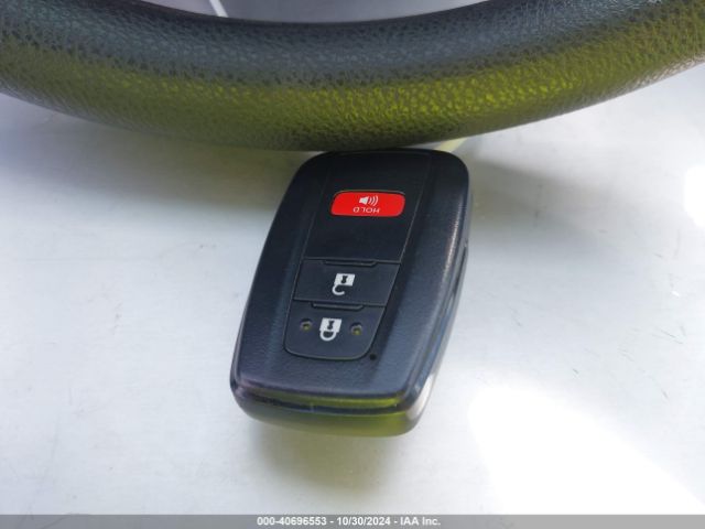 4T3RWRFV9RU121065 Toyota Rav4 Hybrid Xle