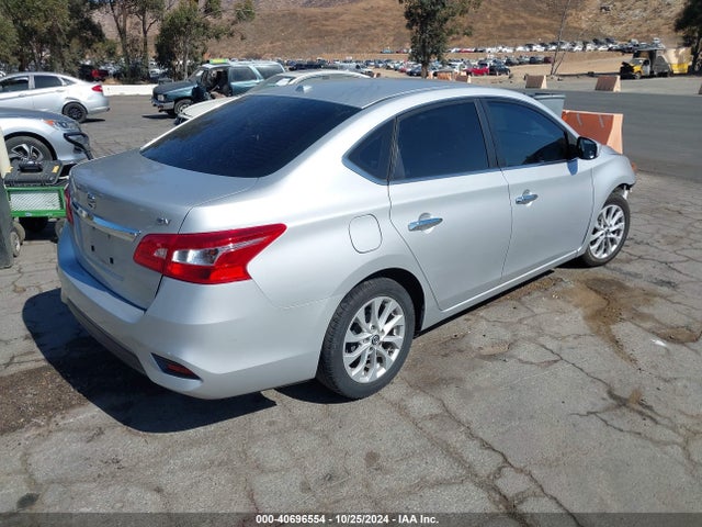 Nissan SENTRA SV 2018 3N1AB7AP4JL656390 Image 4
