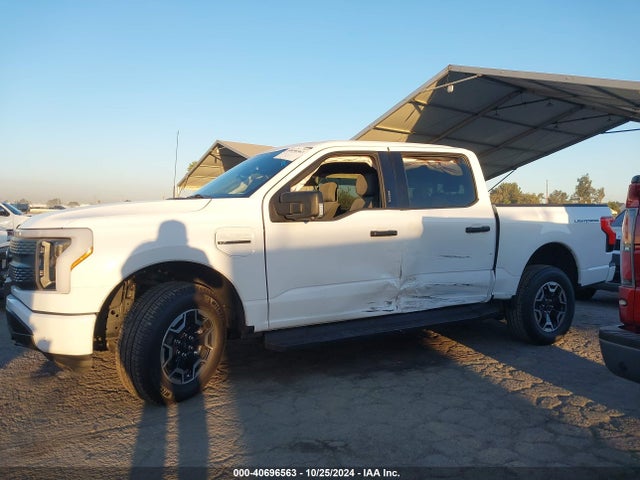 Ford F-150 Lightning Xlt 2023 1FTVW1EL0PWG38754 Image 14