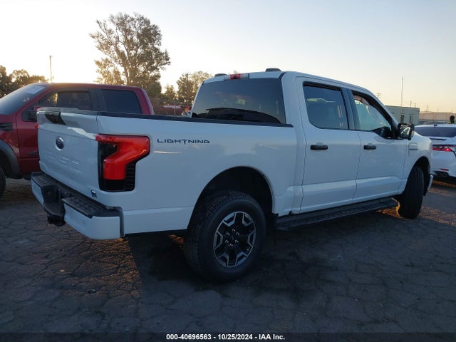 1FTVW1EL0PWG38754 Ford F-150 Lightning Xlt