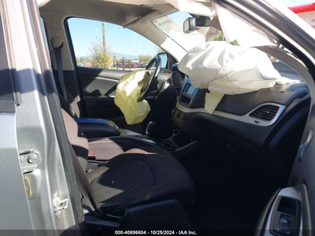 3C4PDCBB1KT862989 Dodge JOURNEY SE