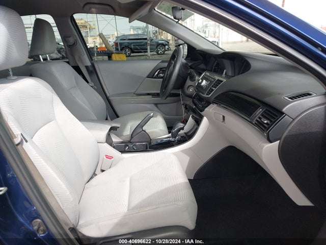 Honda ACCORD LX 2017 1HGCR2F43HA146540 Image 5