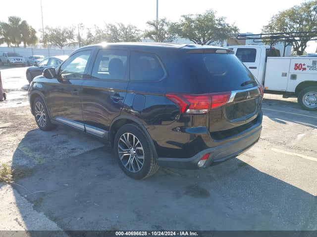 Mitsubishi Outlander Se 2016 JA4AD3A32GZ011665 Image 3