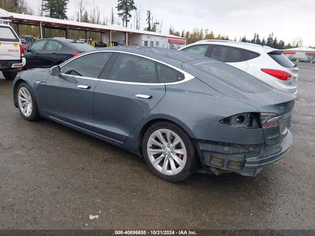 2013 TESLA MODEL S 5YJSA1CP5DFP24682 Photo 2