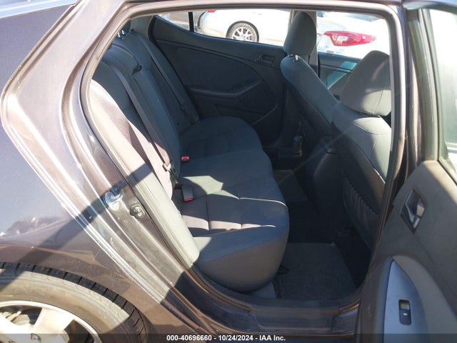 KIA Optima Lx 2015 KNAGM4A74F5622230 Image 8