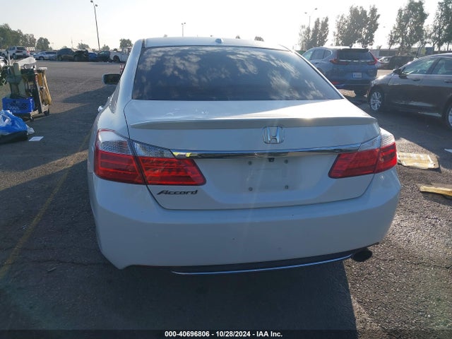 Honda Accord Ex-l 2015 1HGCR2F85FA004755 Image 17