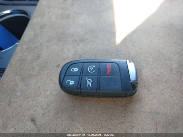 1C4RJFAG4KC719126 Jeep Grand Cherokee Upland 4x4