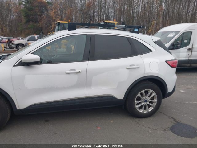 1FMCU9G69LUB80474 Ford ESCAPE SE