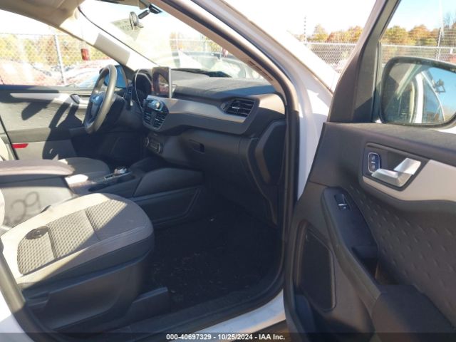 1FMCU9G69LUB80474 Ford ESCAPE SE