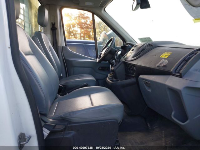 1FDYR5ZM6JKA99601 Ford Transit-250 Cab