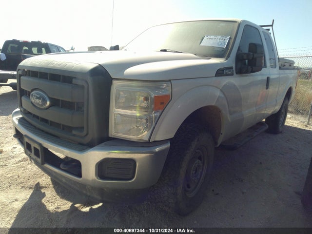Ford F-250 Xl 2015 1FT7X2B62FEB68239 Image 2