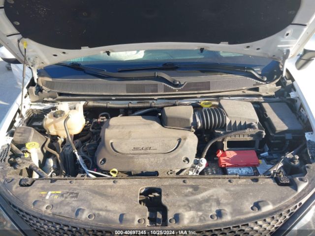 2C4RC1CG5NR158070 Chrysler Voyager Lx
