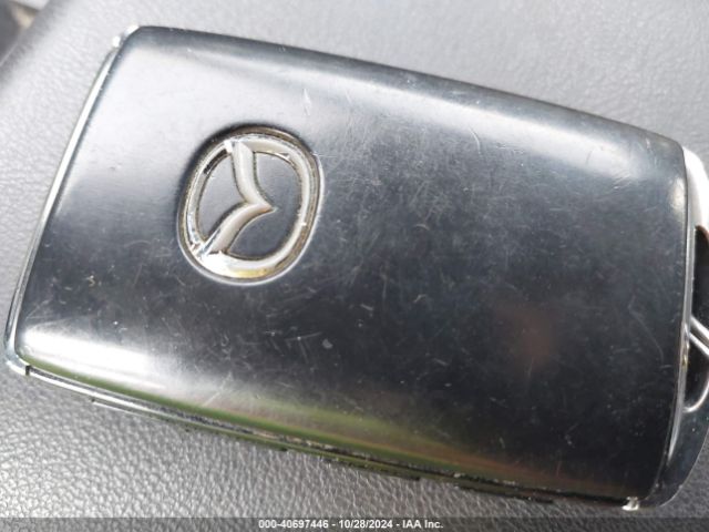 3MZBPAEM9KM101282 Mazda Mazda3 Premium Package