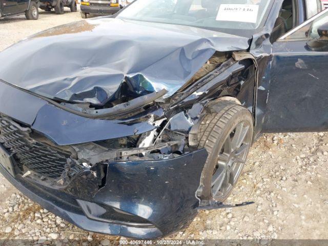 3MZBPAEM9KM101282 Mazda Mazda3 Premium Package