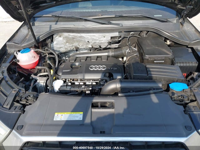 WA1ECCFS2HR005080 Audi Q3 2.0t Premium