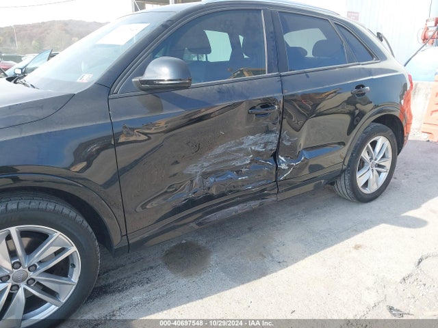 WA1ECCFS2HR005080 Audi Q3 2.0t Premium