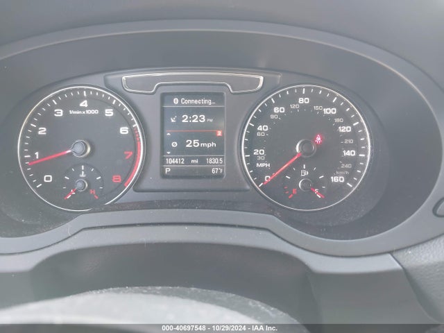 WA1ECCFS2HR005080 Audi Q3 2.0t Premium