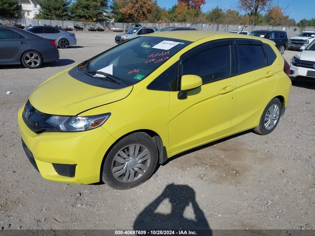Honda FIT LX 2016 JHMGK5H56GX006262 Image 2