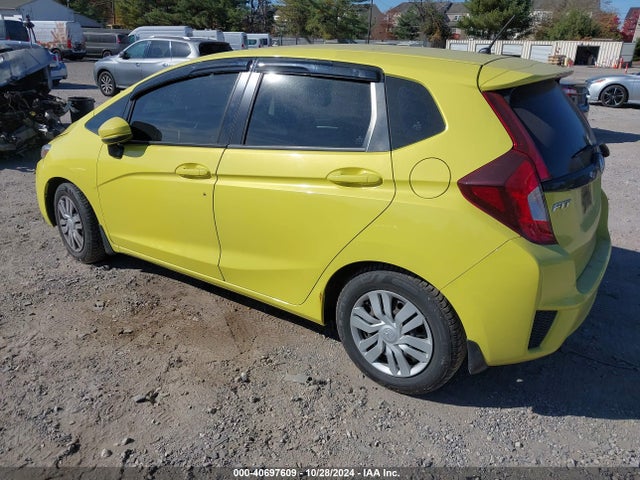 Honda FIT LX 2016 JHMGK5H56GX006262 Image 3