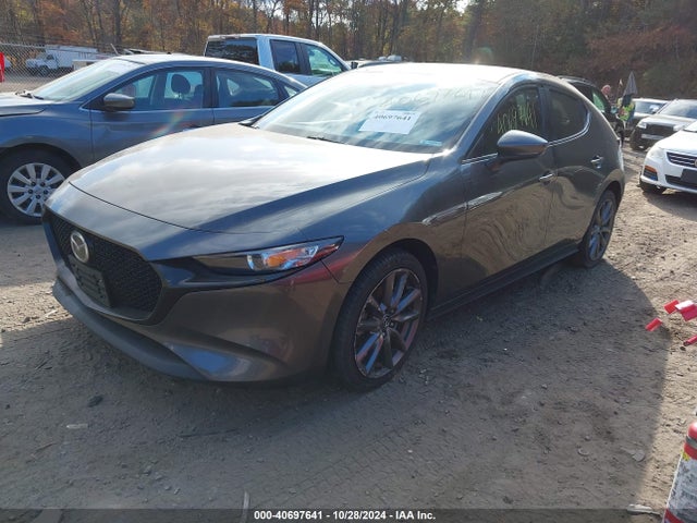 Mazda MAZDA3 2019 JM1BPBJM1K1142159 Image 2