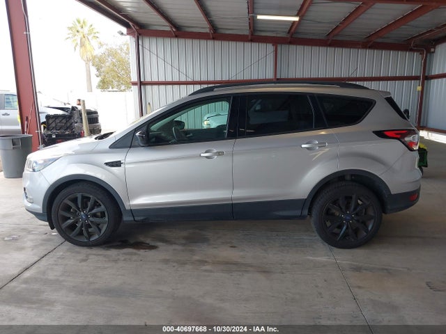 Ford ESCAPE SE 2018 1FMCU0GDXJUB17343 Image 14