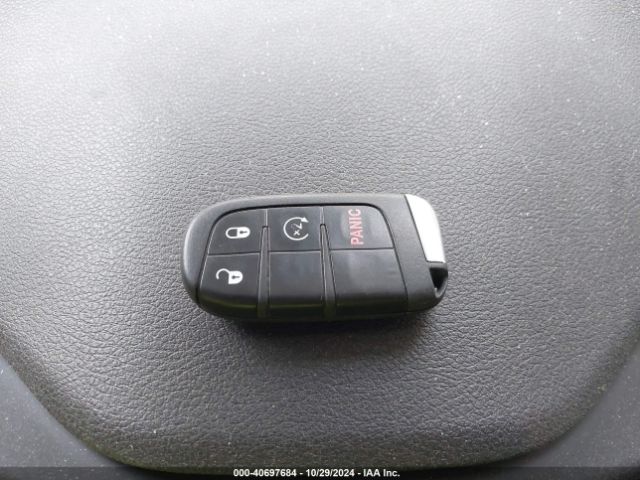 ZACCJBCB7HPG64384 Jeep Renegade Trailhawk 4x4