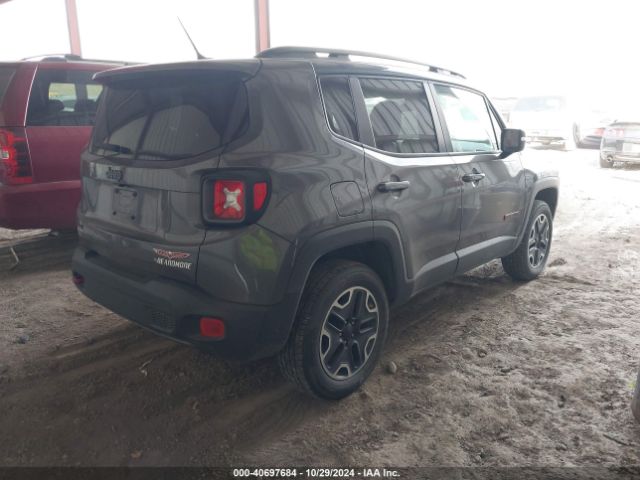 ZACCJBCB7HPG64384 Jeep Renegade Trailhawk 4x4