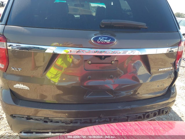 Ford EXPLORER XLT 2016 1FM5K7D86GGA51122 Image 6