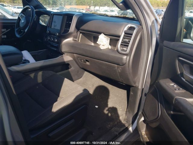 2019 RAM 1500 1C6RREFG9KN813705 Photo 4